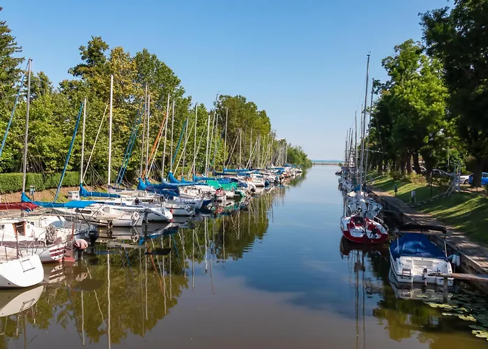 In Balatonmariafuerdo 19567 *